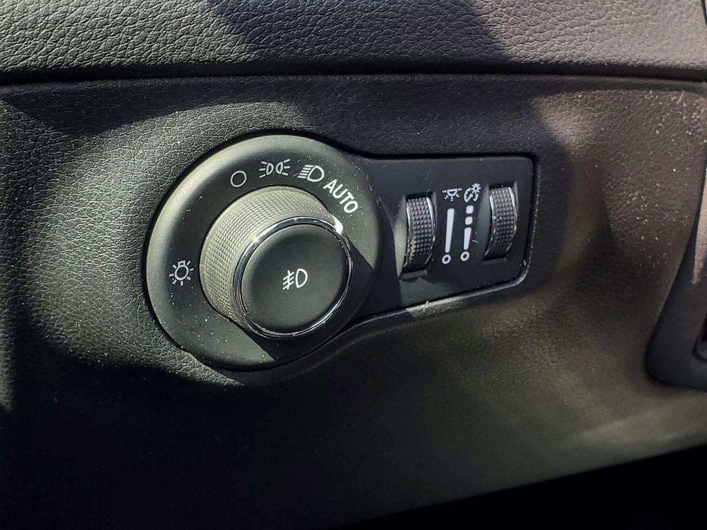 used 2020 Jeep Compass car, priced at $17,168