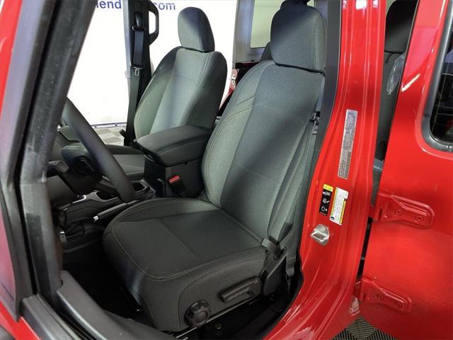 new 2025 Jeep Wrangler car, priced at $47,171