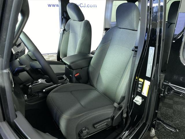 new 2025 Jeep Wrangler car, priced at $43,876