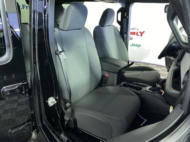 new 2025 Jeep Wrangler car, priced at $43,876