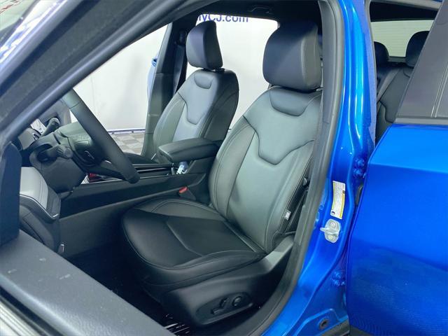 new 2025 Jeep Compass car, priced at $30,485