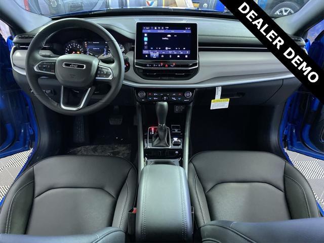new 2025 Jeep Compass car, priced at $27,989