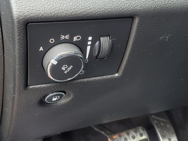used 2018 Jeep Grand Cherokee car, priced at $18,573
