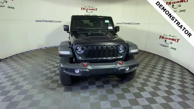 new 2025 Jeep Wrangler car, priced at $57,231