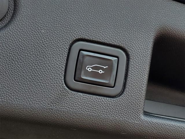 used 2022 Chevrolet Equinox car, priced at $19,759