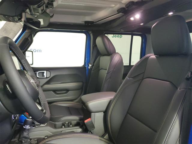 new 2025 Jeep Gladiator car, priced at $46,898