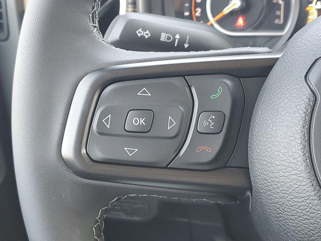 new 2025 Jeep Gladiator car, priced at $46,898