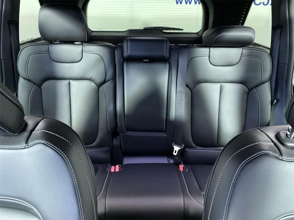 new 2025 Jeep Grand Cherokee car, priced at $42,605