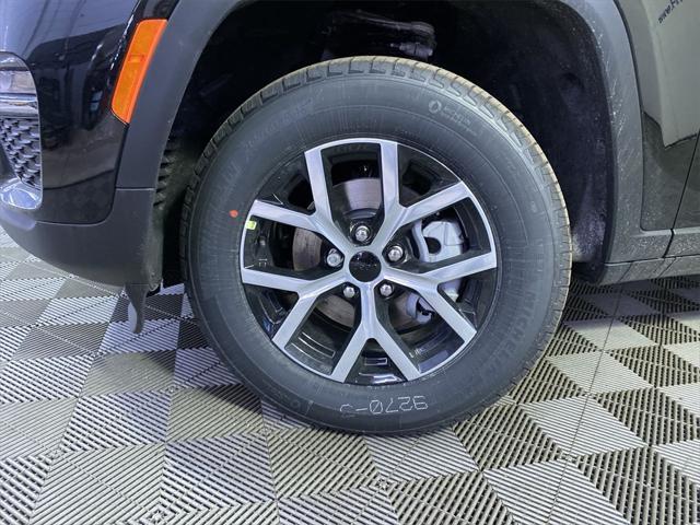 new 2025 Jeep Grand Cherokee car, priced at $42,355