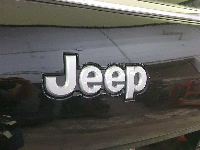 new 2025 Jeep Grand Cherokee L car, priced at $45,452