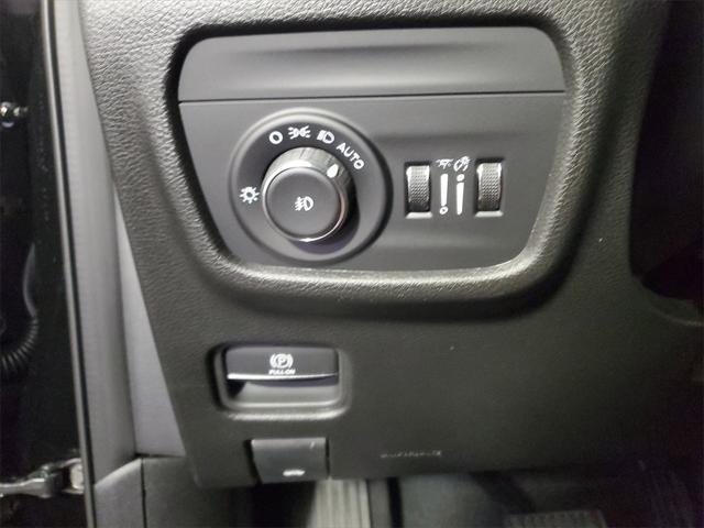 new 2025 Jeep Grand Cherokee L car, priced at $45,452