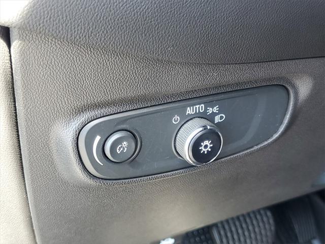 used 2020 Chevrolet Equinox car, priced at $19,655