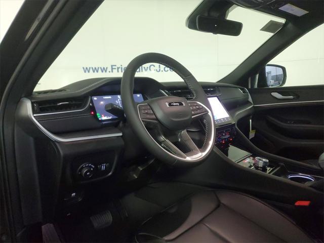 new 2025 Jeep Grand Cherokee L car, priced at $47,697