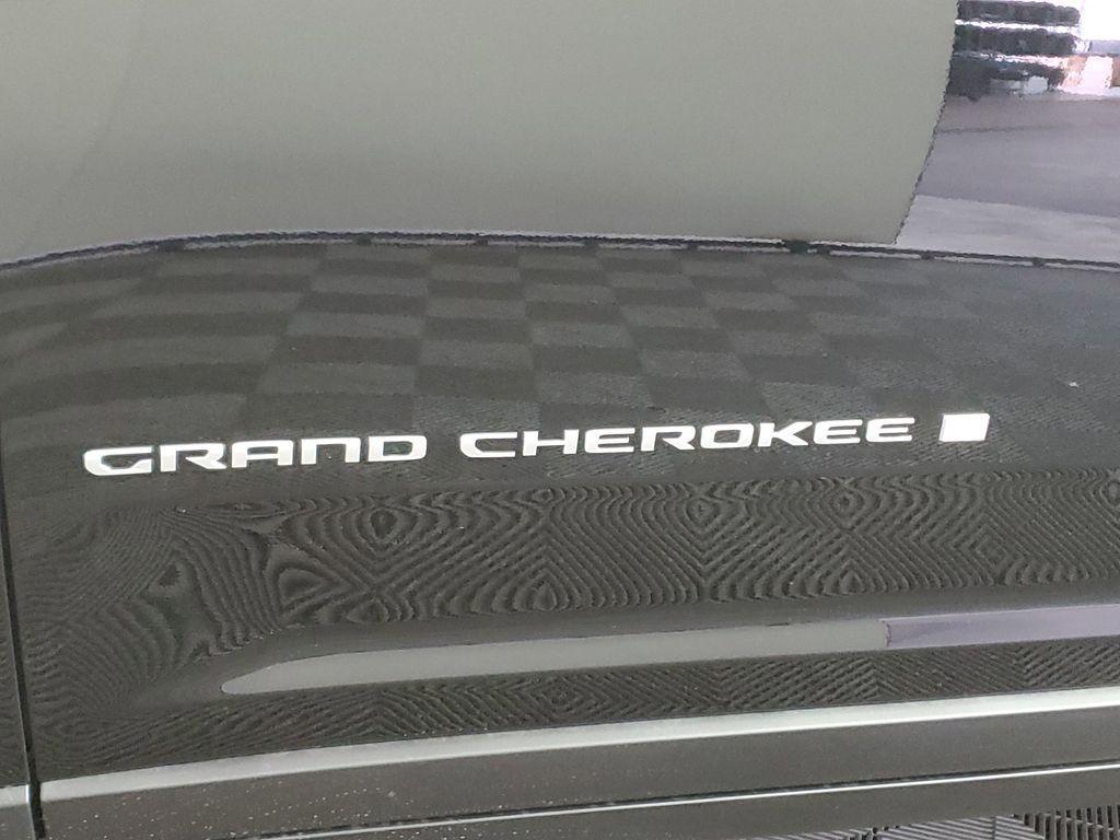 new 2025 Jeep Grand Cherokee L car, priced at $37,947