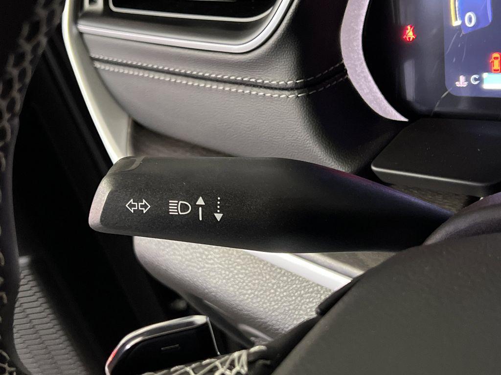 new 2025 Jeep Grand Cherokee car, priced at $40,974