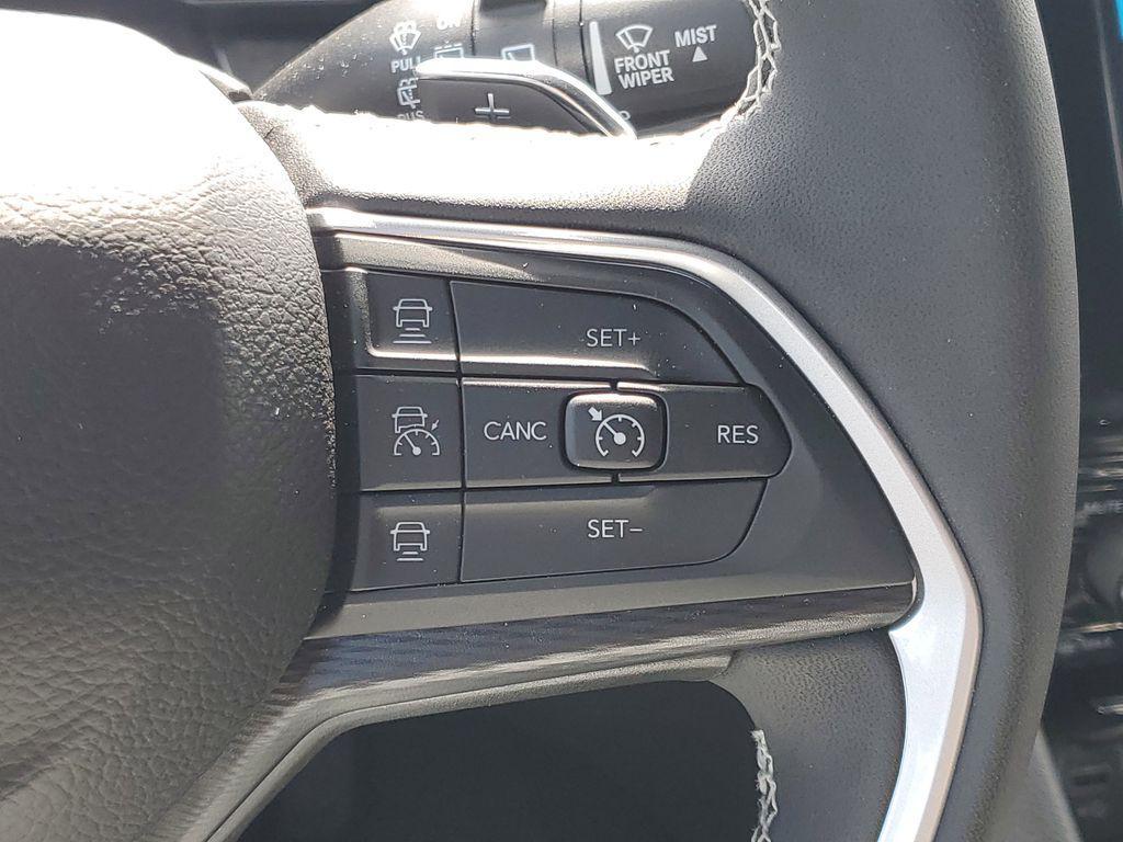 new 2025 Jeep Grand Cherokee L car, priced at $28,489