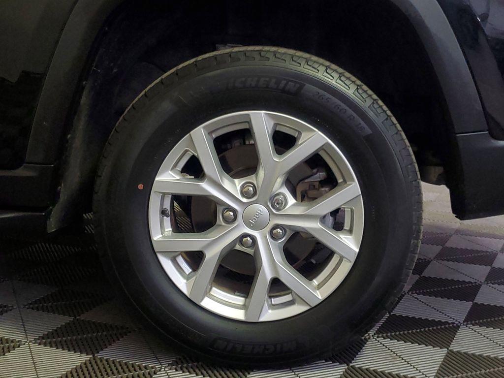 used 2023 Jeep Grand Cherokee car, priced at $34,679