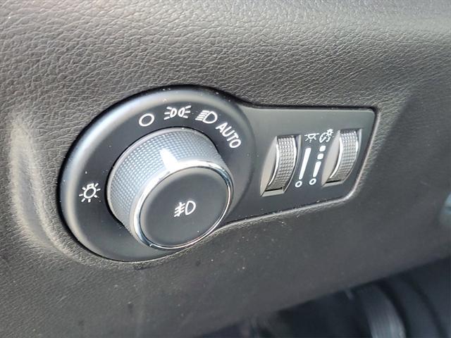used 2022 Jeep Compass car, priced at $23,369
