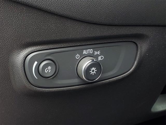 used 2022 Chevrolet Equinox car, priced at $23,623
