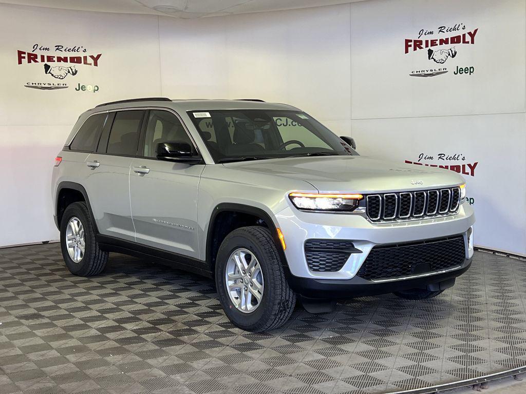 new 2025 Jeep Grand Cherokee car, priced at $38,544
