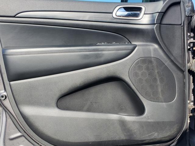 used 2021 Jeep Grand Cherokee car, priced at $23,001