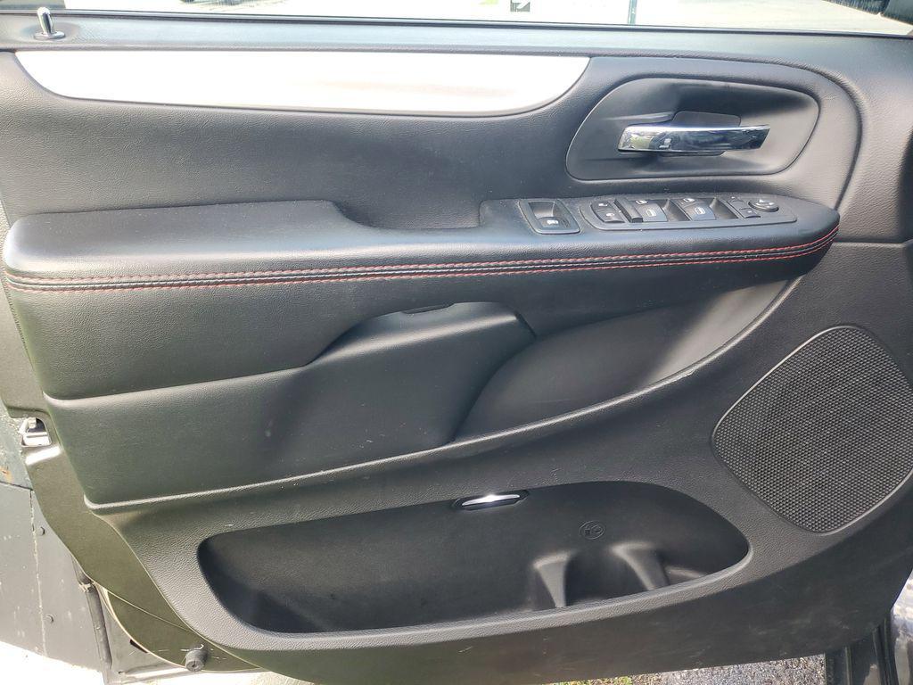 used 2020 Dodge Grand Caravan car, priced at $16,269