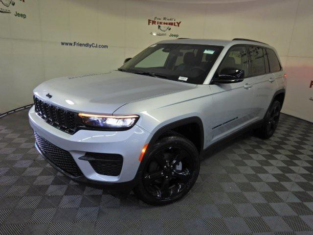 new 2025 Jeep Grand Cherokee car, priced at $42,221