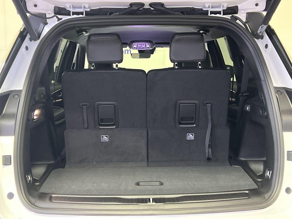 new 2025 Jeep Grand Cherokee L car, priced at $42,076