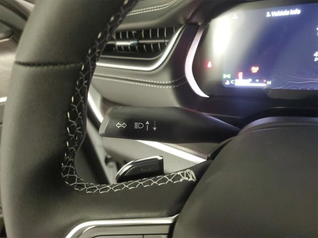 new 2025 Jeep Grand Cherokee car, priced at $40,846