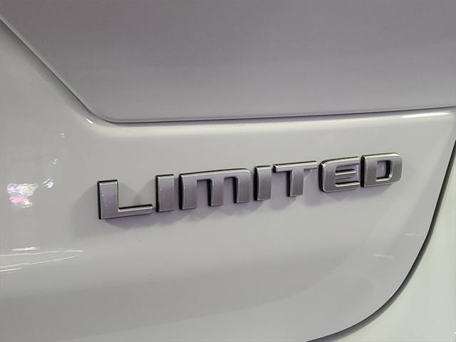 new 2025 Jeep Grand Cherokee car, priced at $40,846