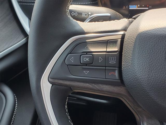 new 2025 Jeep Grand Cherokee car, priced at $43,176