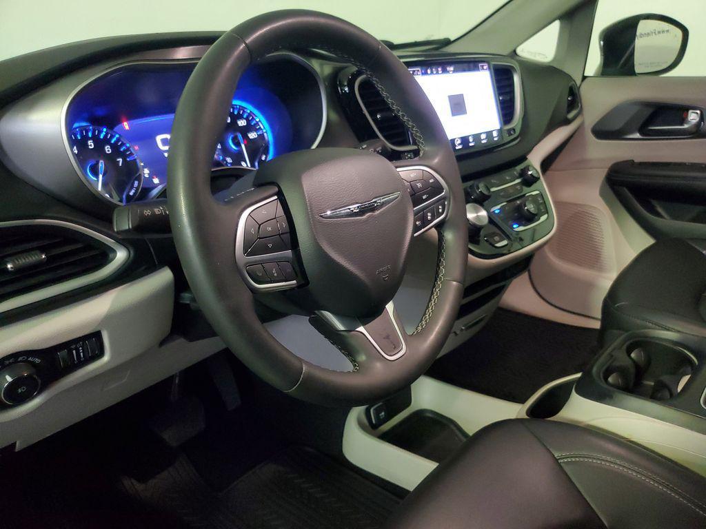 used 2023 Chrysler Pacifica car, priced at $22,295