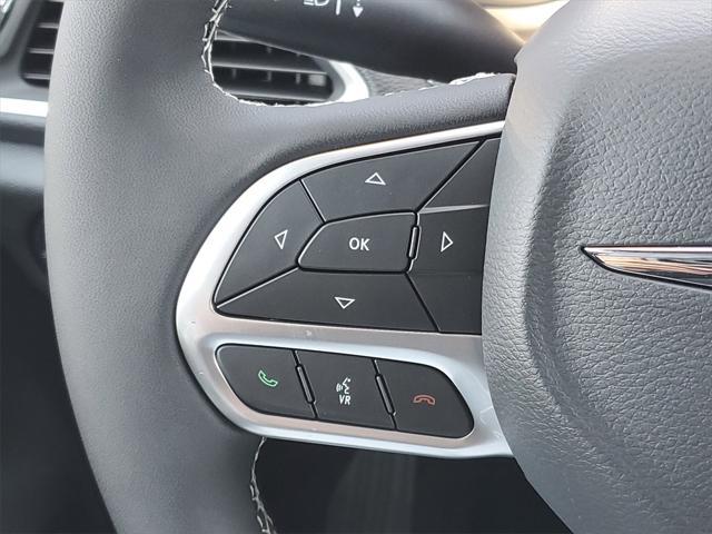 new 2025 Chrysler Pacifica car, priced at $39,327