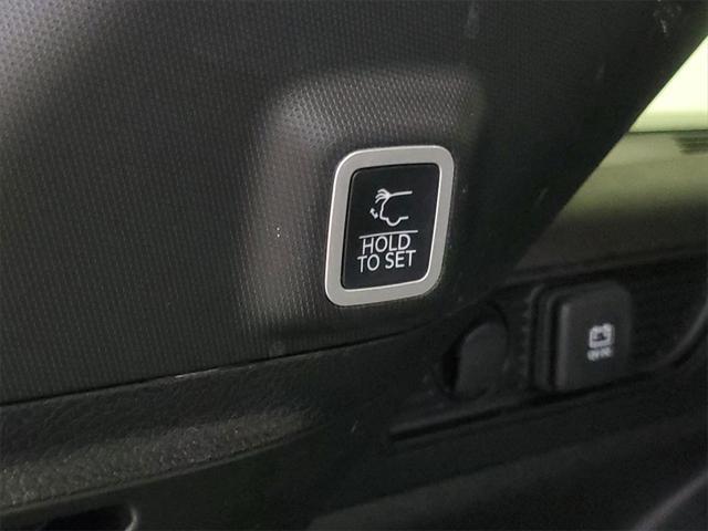 used 2024 Jeep Grand Cherokee car, priced at $37,246