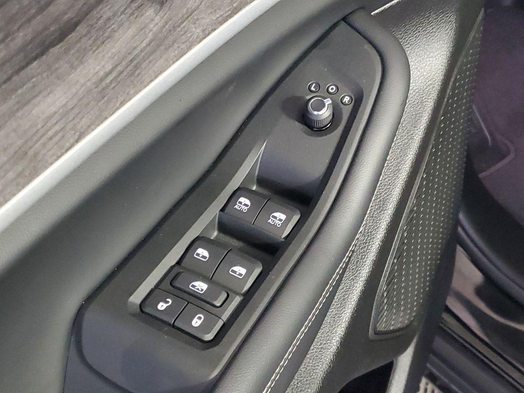 new 2025 Jeep Grand Cherokee car, priced at $38,339