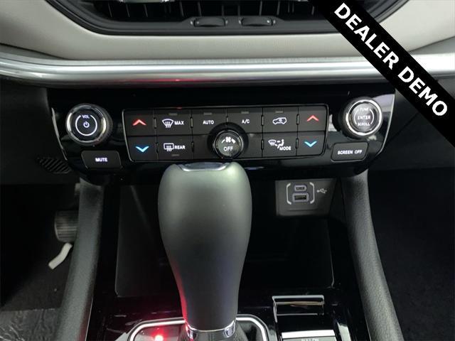 new 2025 Jeep Compass car, priced at $28,489