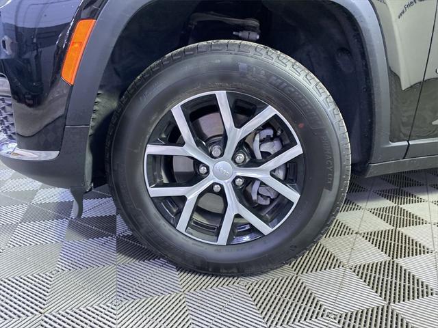 new 2025 Jeep Grand Cherokee L car, priced at $43,467