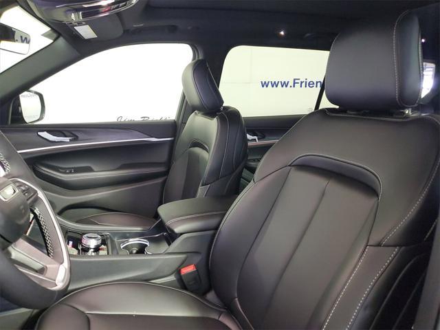 new 2025 Jeep Grand Cherokee L car, priced at $45,452