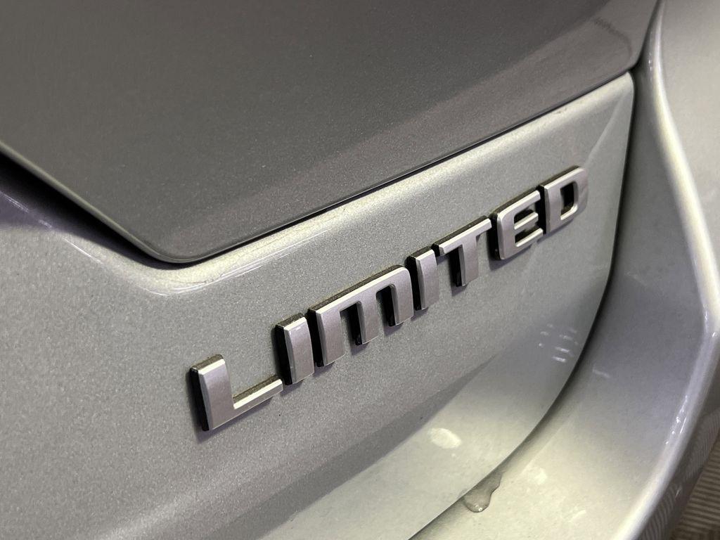 new 2025 Jeep Grand Cherokee car, priced at $38,974