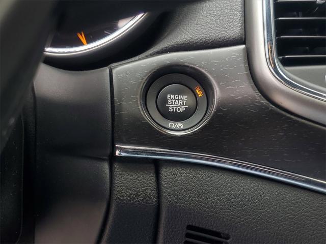 used 2018 Jeep Grand Cherokee car, priced at $18,455