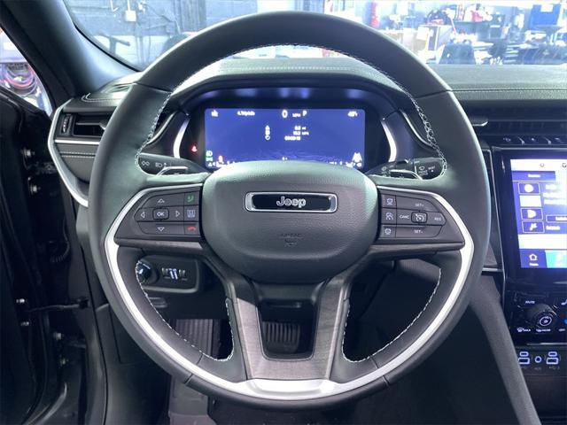 new 2025 Jeep Grand Cherokee car, priced at $45,810