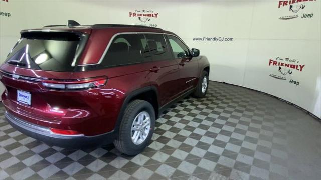new 2025 Jeep Grand Cherokee car, priced at $38,175
