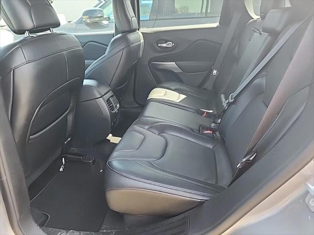 used 2021 Jeep Cherokee car