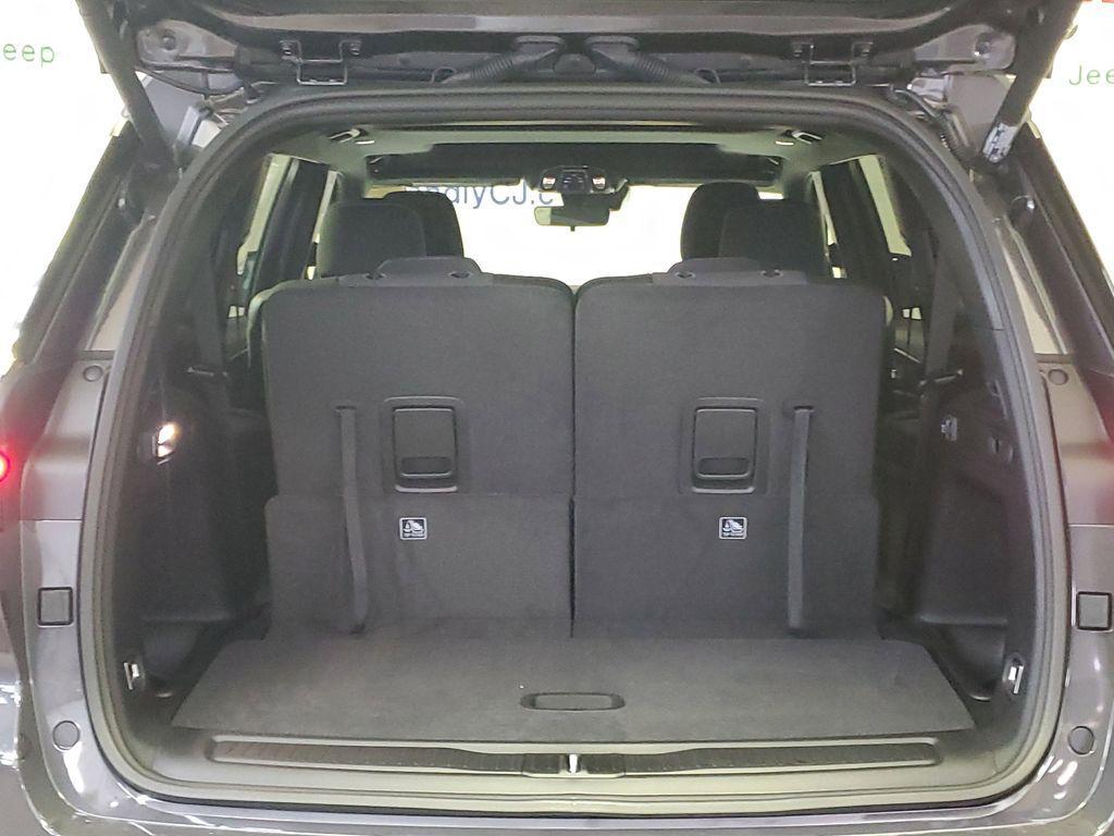 new 2025 Jeep Grand Cherokee L car, priced at $35,464