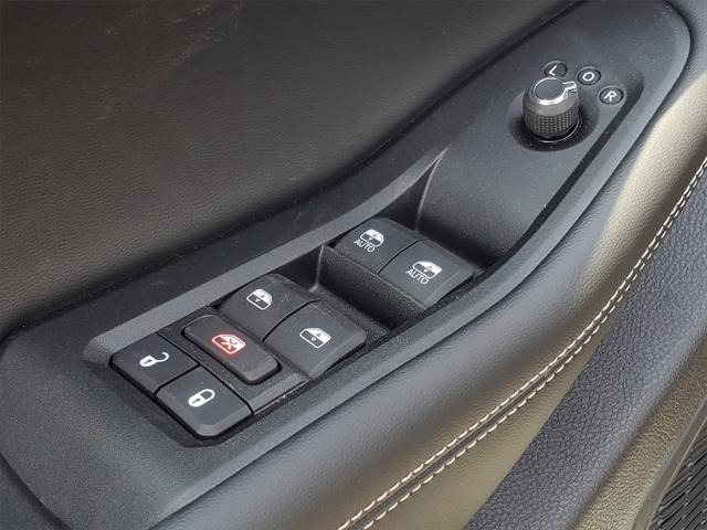 new 2025 Jeep Grand Cherokee car, priced at $42,415