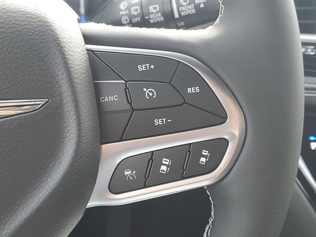 new 2026 Chrysler Pacifica car, priced at $46,105