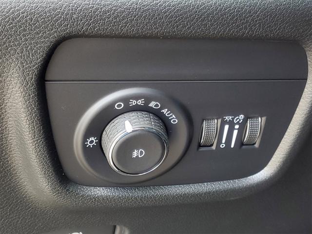 new 2025 Jeep Grand Cherokee L car, priced at $43,217