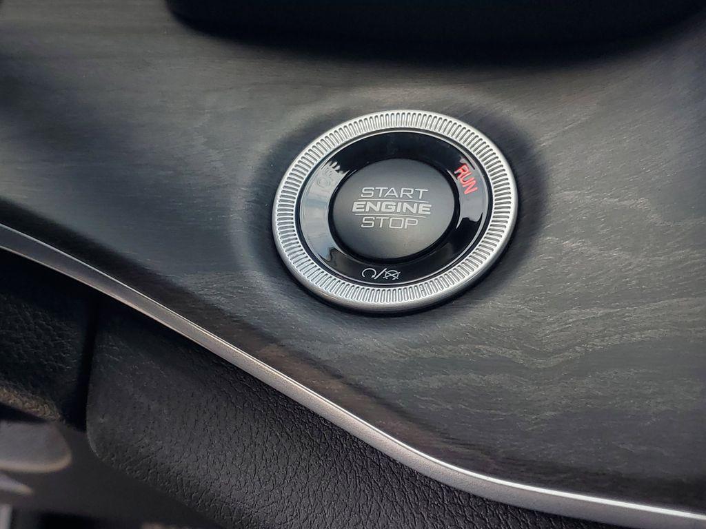 new 2025 Jeep Grand Cherokee L car, priced at $38,967