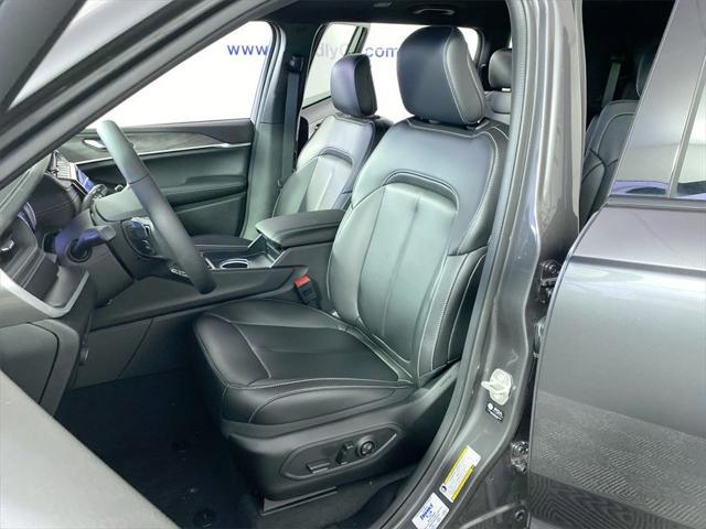 new 2025 Jeep Grand Cherokee L car, priced at $44,217