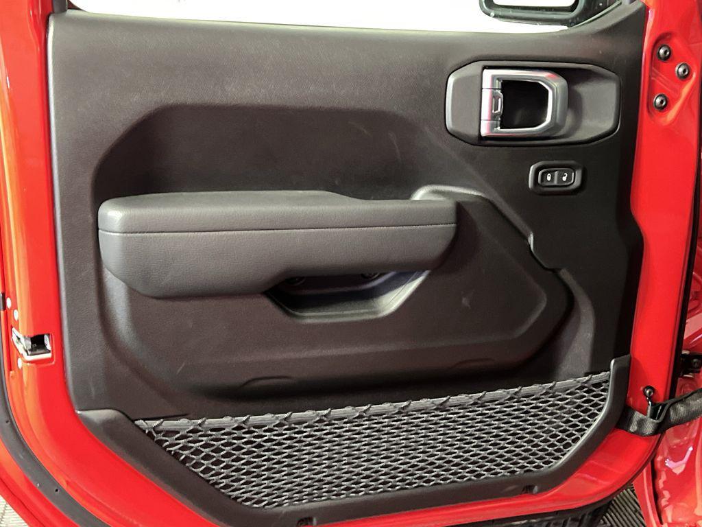 new 2026 Jeep Wrangler car, priced at $42,185